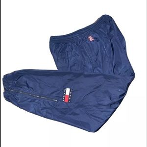 Tommy Hilfiger windpants.